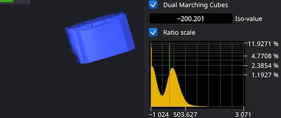 ISO-value histogram beside the reconstructed volume.
